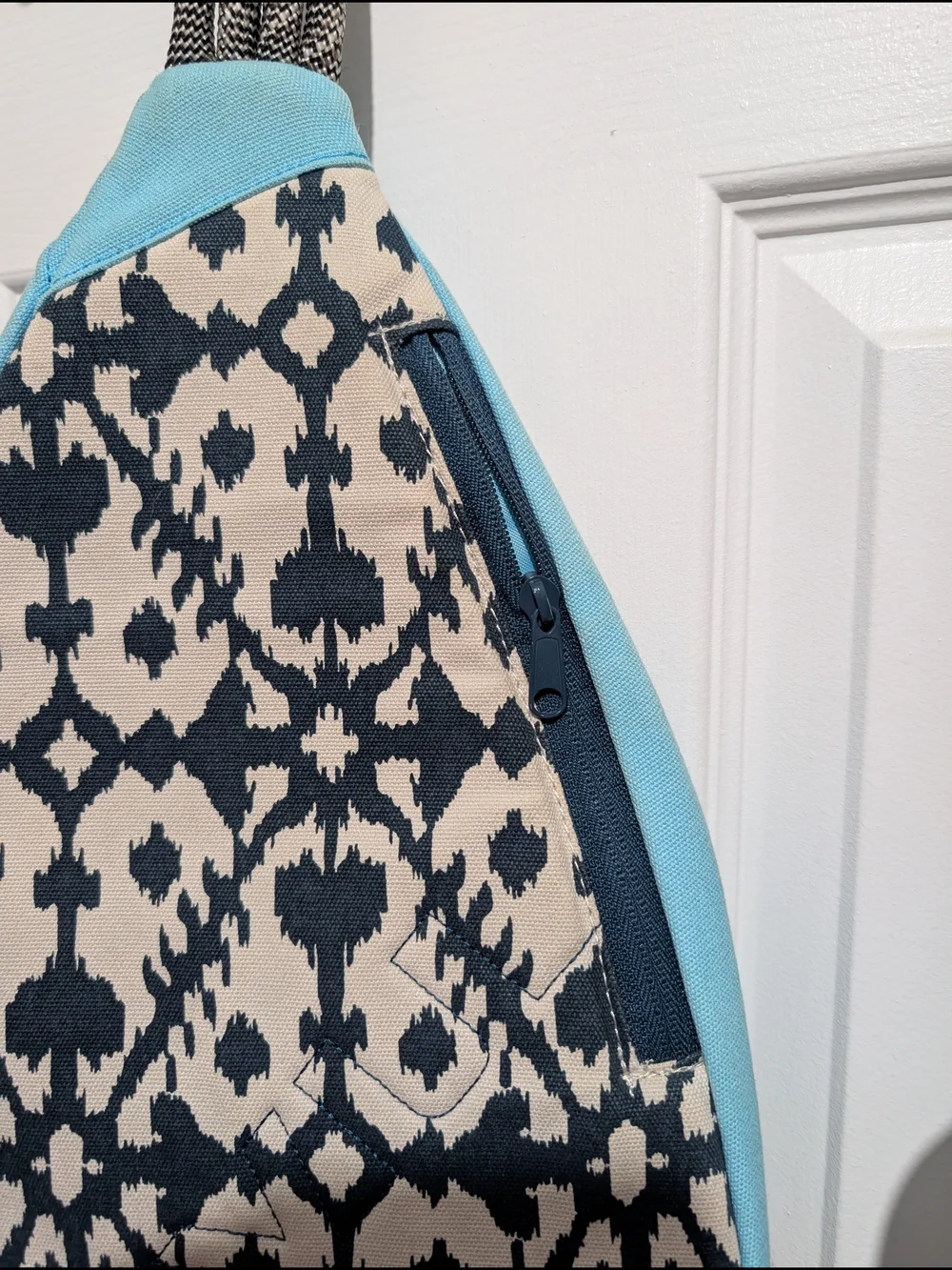 KAVU Women’s Light Blue Sling Bag with Patterned Front